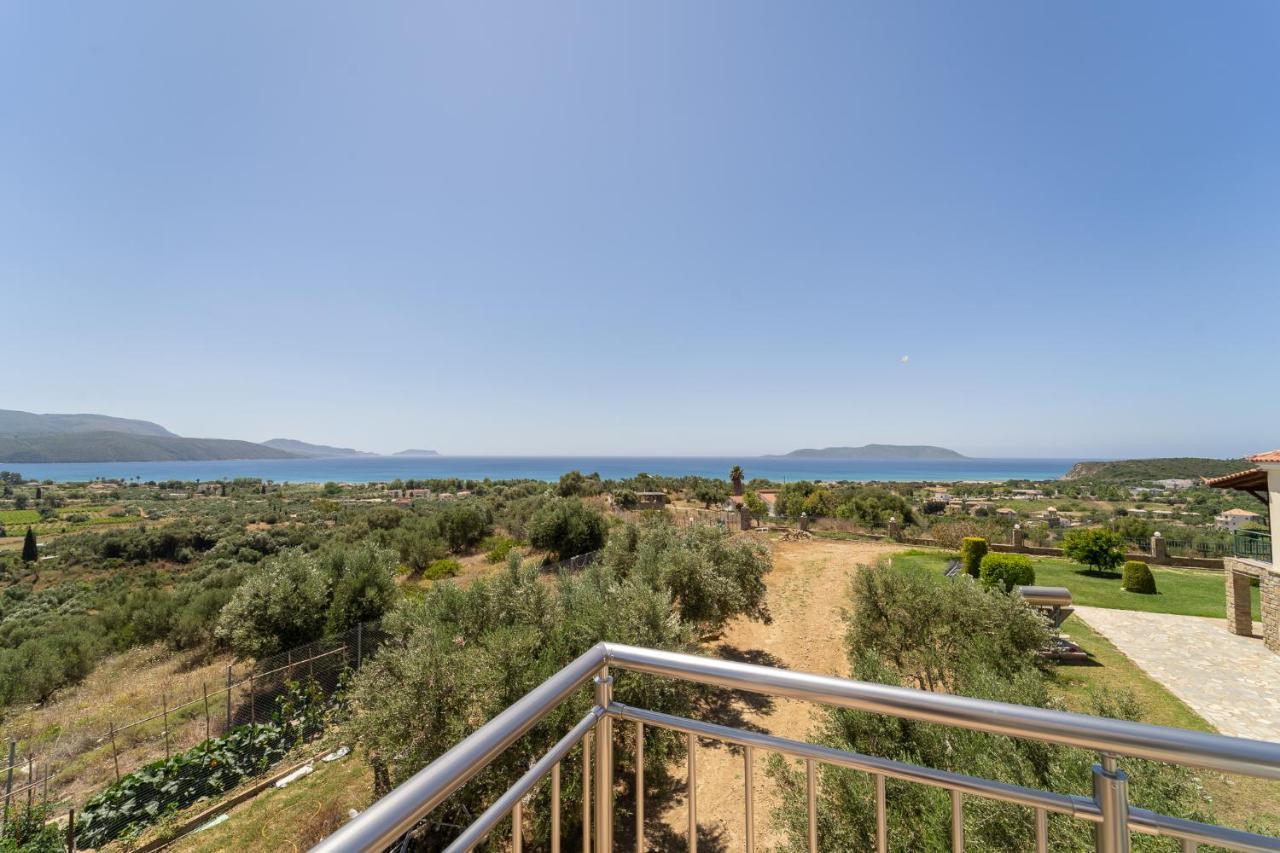 Donatos Apartment Finikounta Bagian luar foto