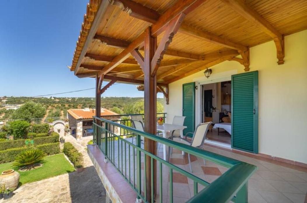 Donatos Apartment Finikounta Bagian luar foto