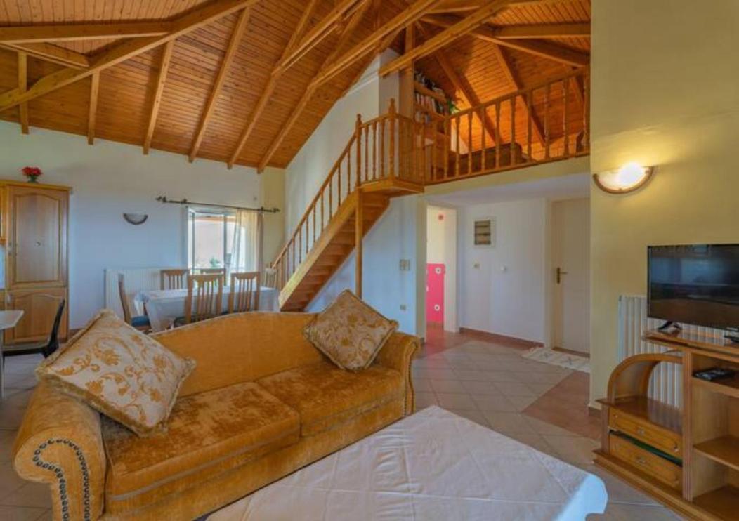 Donatos Apartment Finikounta Bagian luar foto