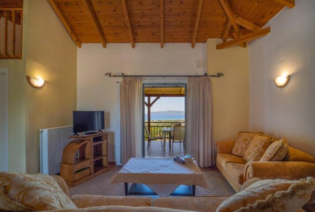 Donatos Apartment Finikounta Bagian luar foto