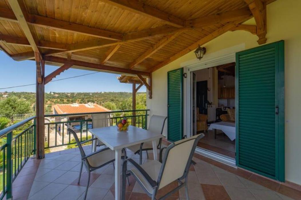 Donatos Apartment Finikounta Bagian luar foto