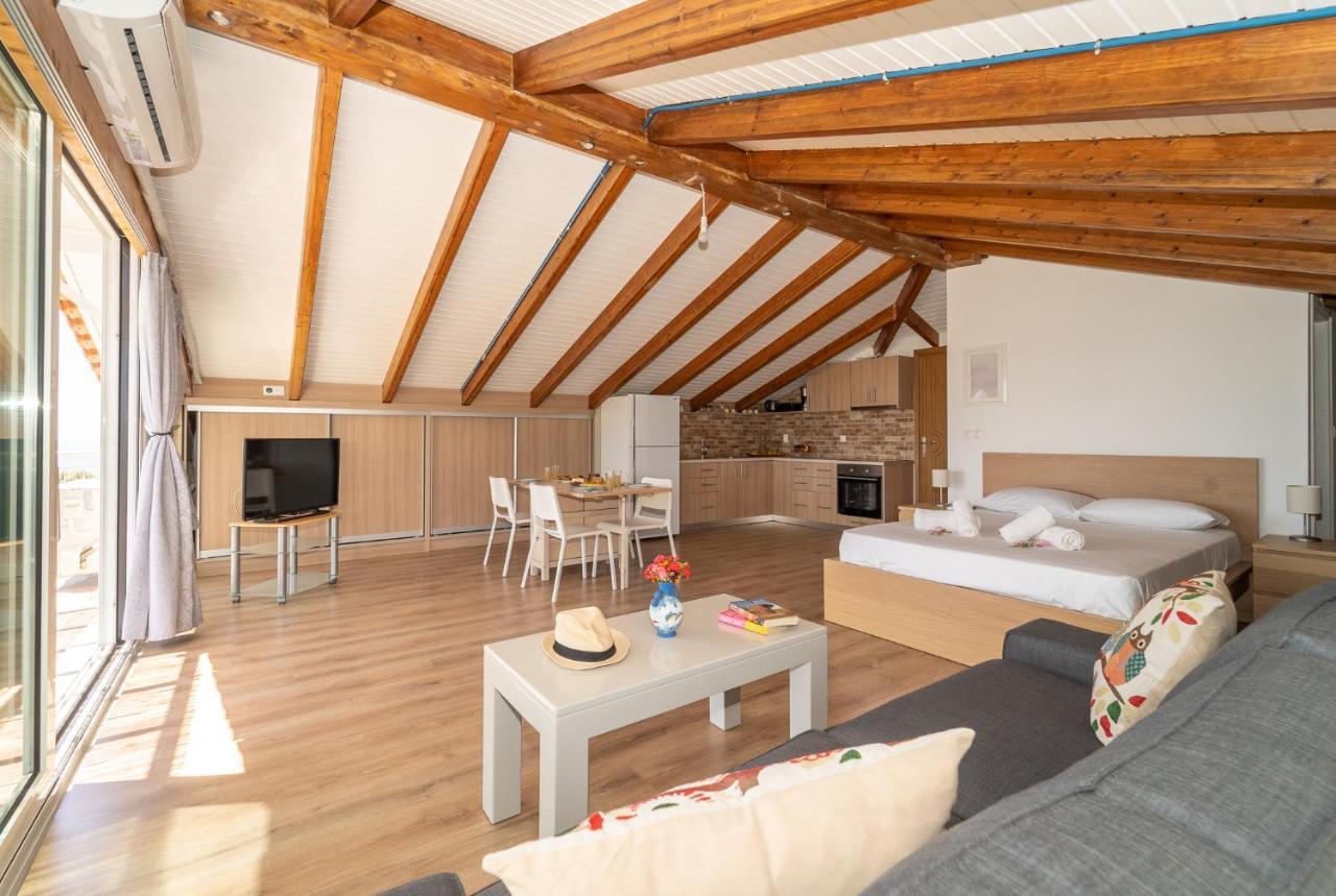 Donatos Apartment Finikounta Bagian luar foto