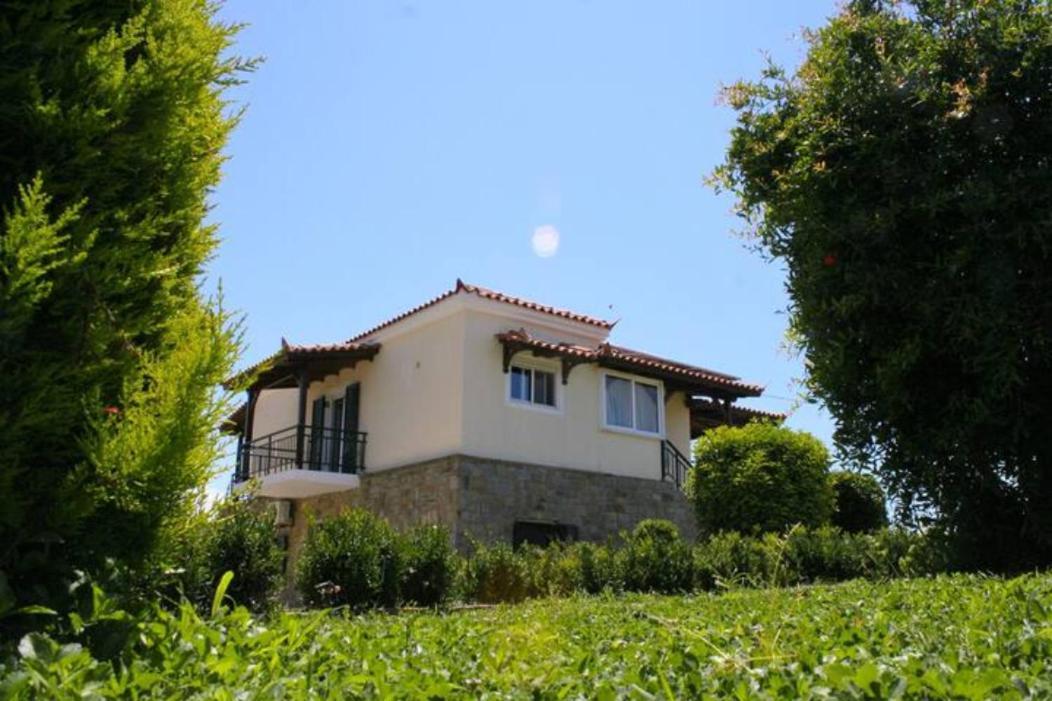 Donatos Apartment Finikounta Bagian luar foto