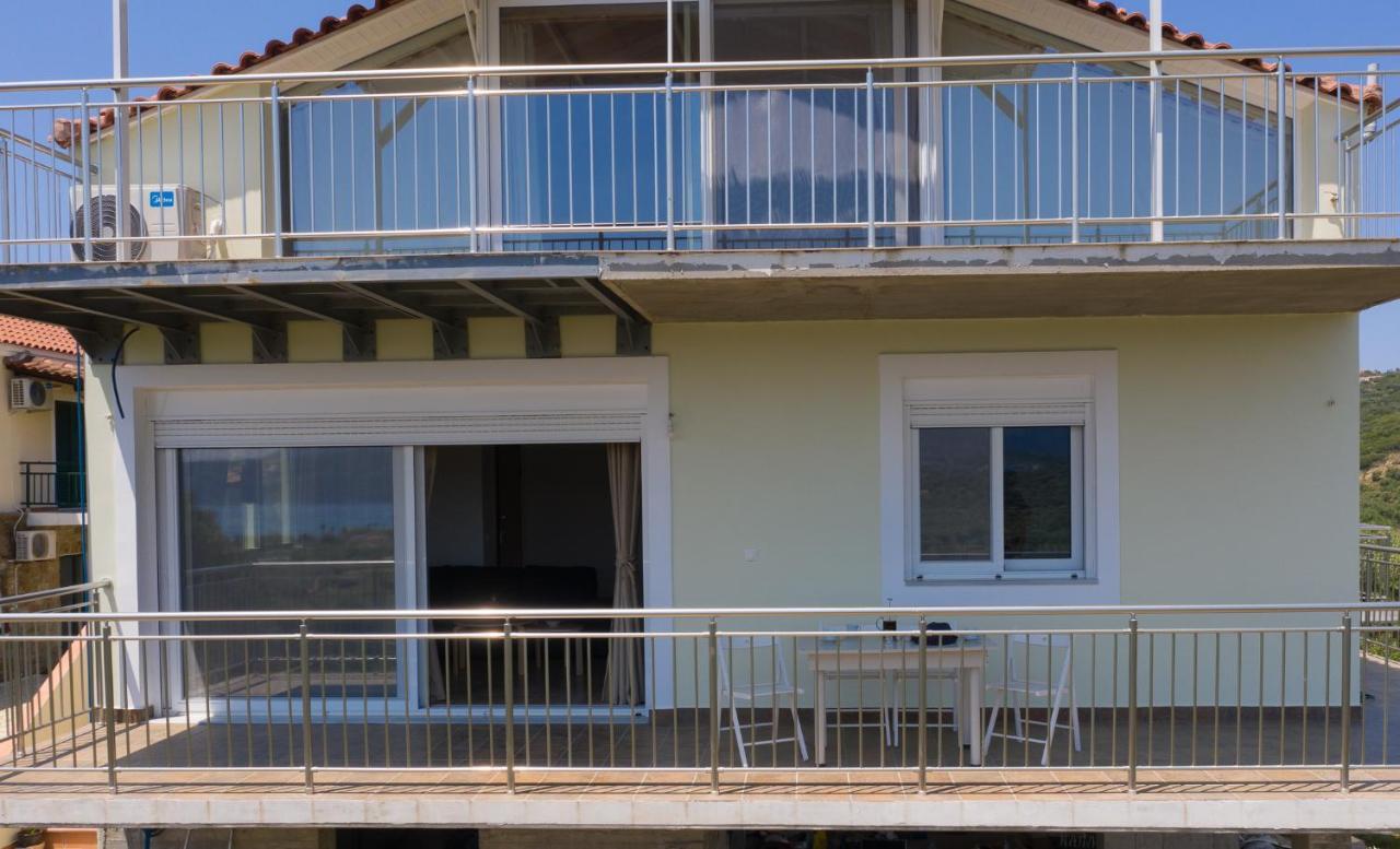 Donatos Apartment Finikounta Bagian luar foto