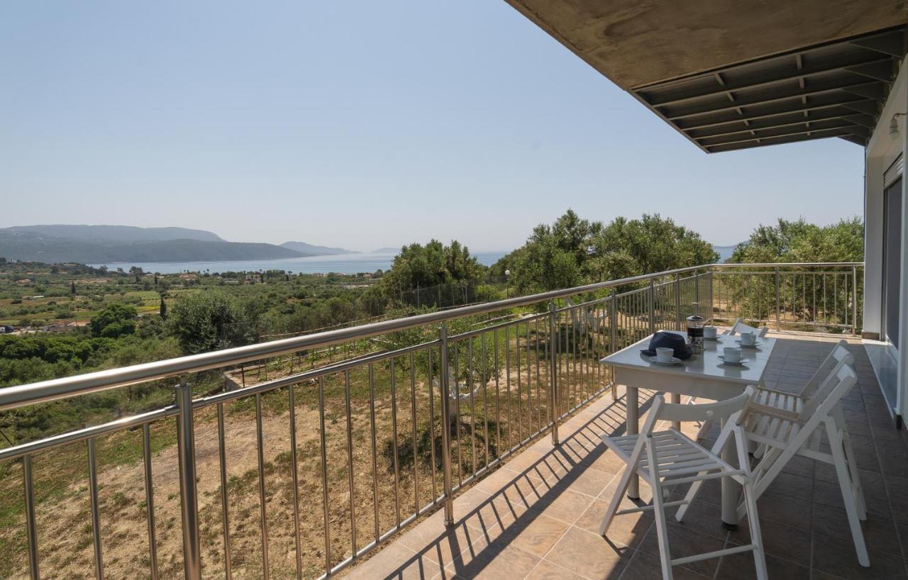 Donatos Apartment Finikounta Bagian luar foto